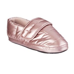 Isotoner Signature Women's Closed Back Slippers- Size Large (8-9)